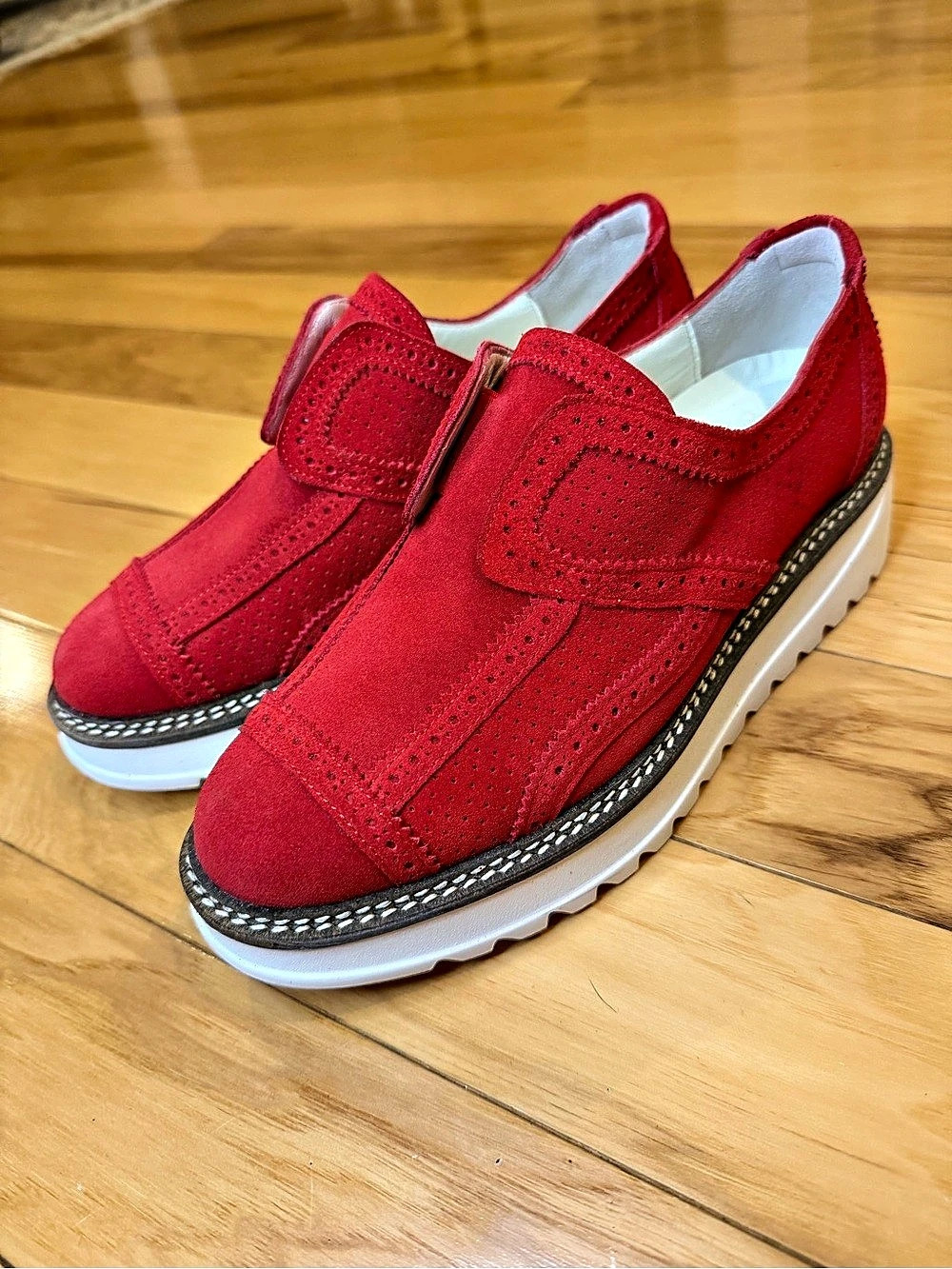 REX Red Suede Brogue Platform Slip On Loafers Made In Spain 36.5 / 6